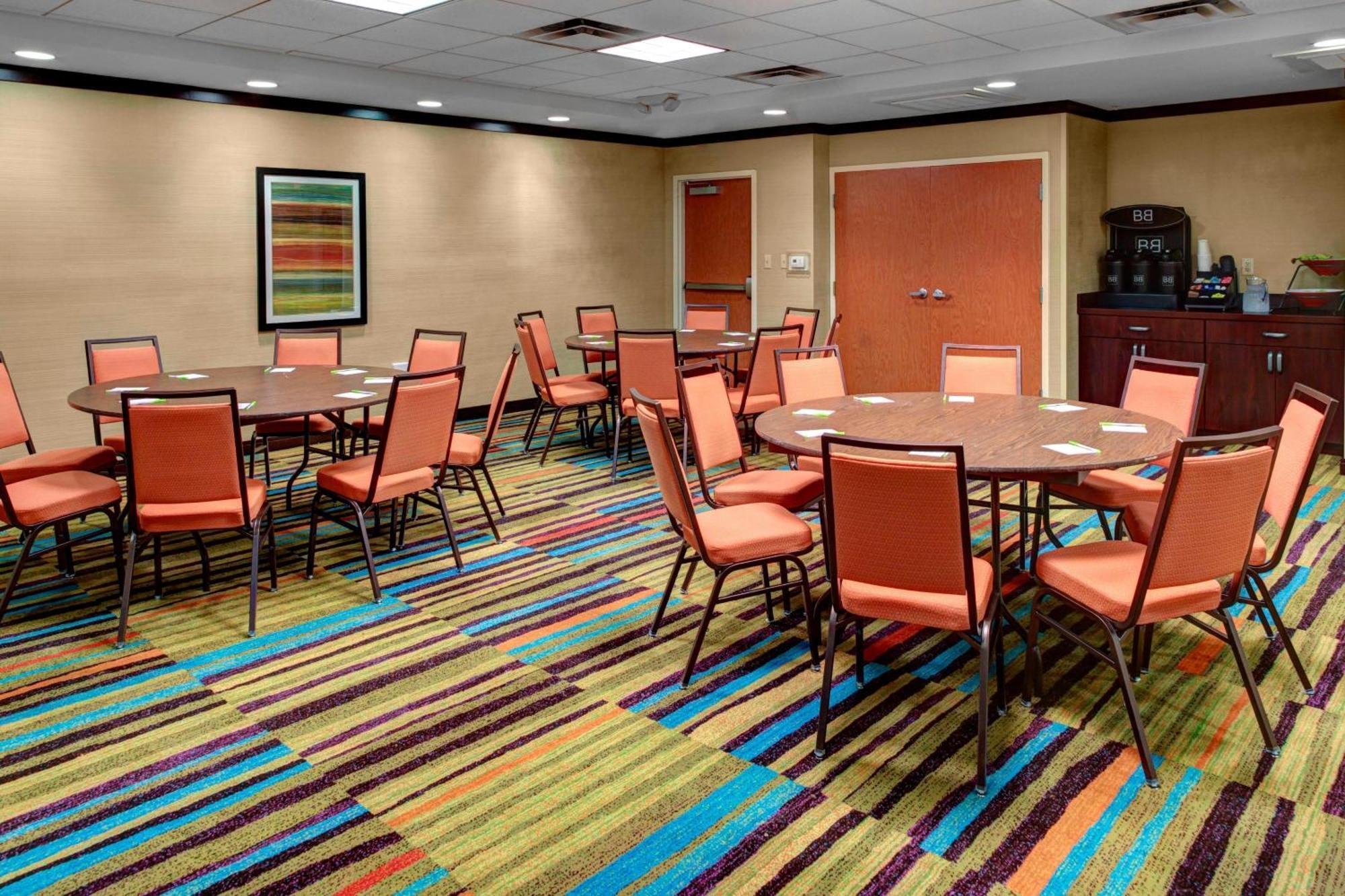 Fairfield Inn & Suites By Marriott Anniston Oxford Bagian luar foto