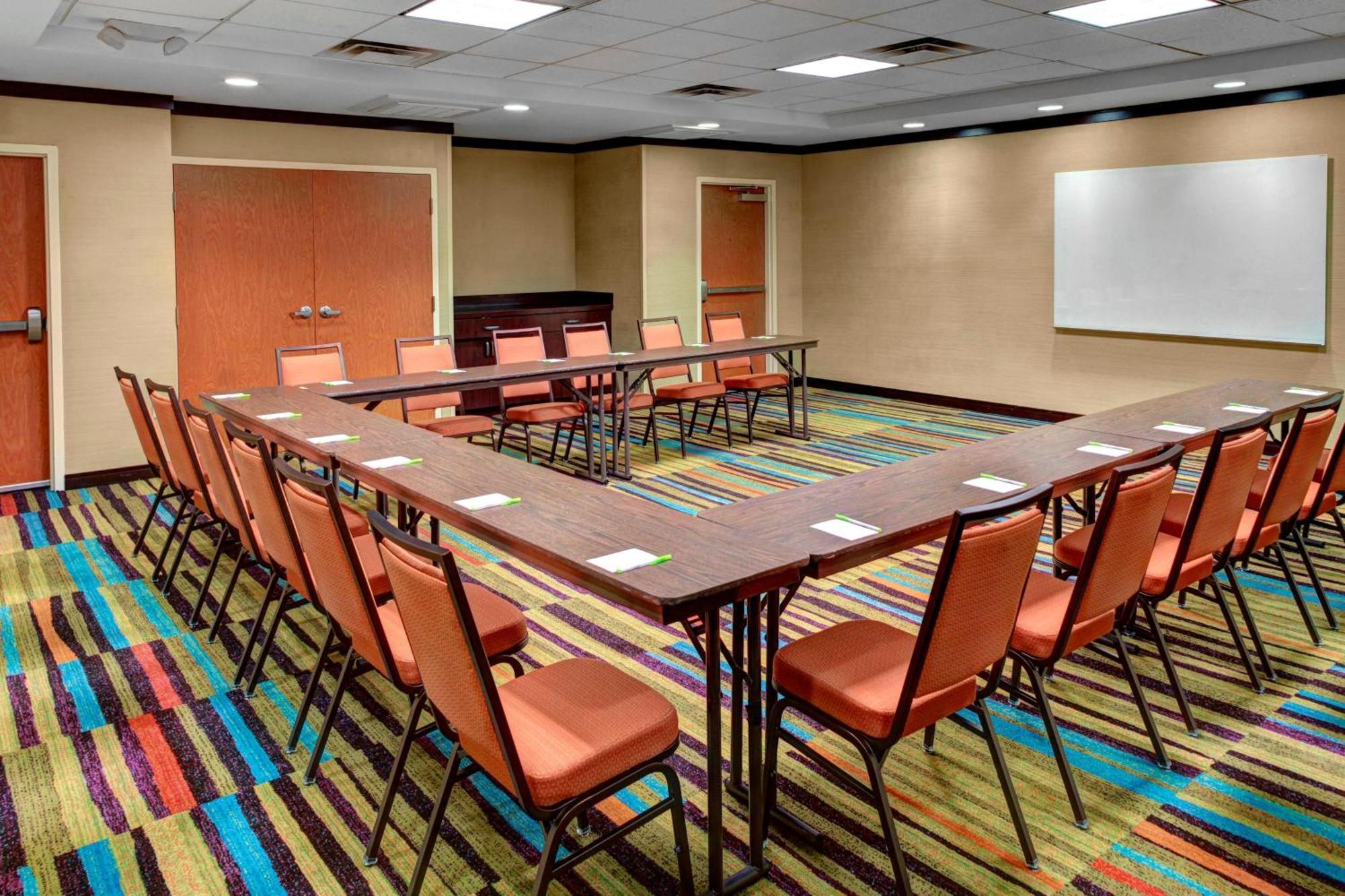 Fairfield Inn & Suites By Marriott Anniston Oxford Bagian luar foto