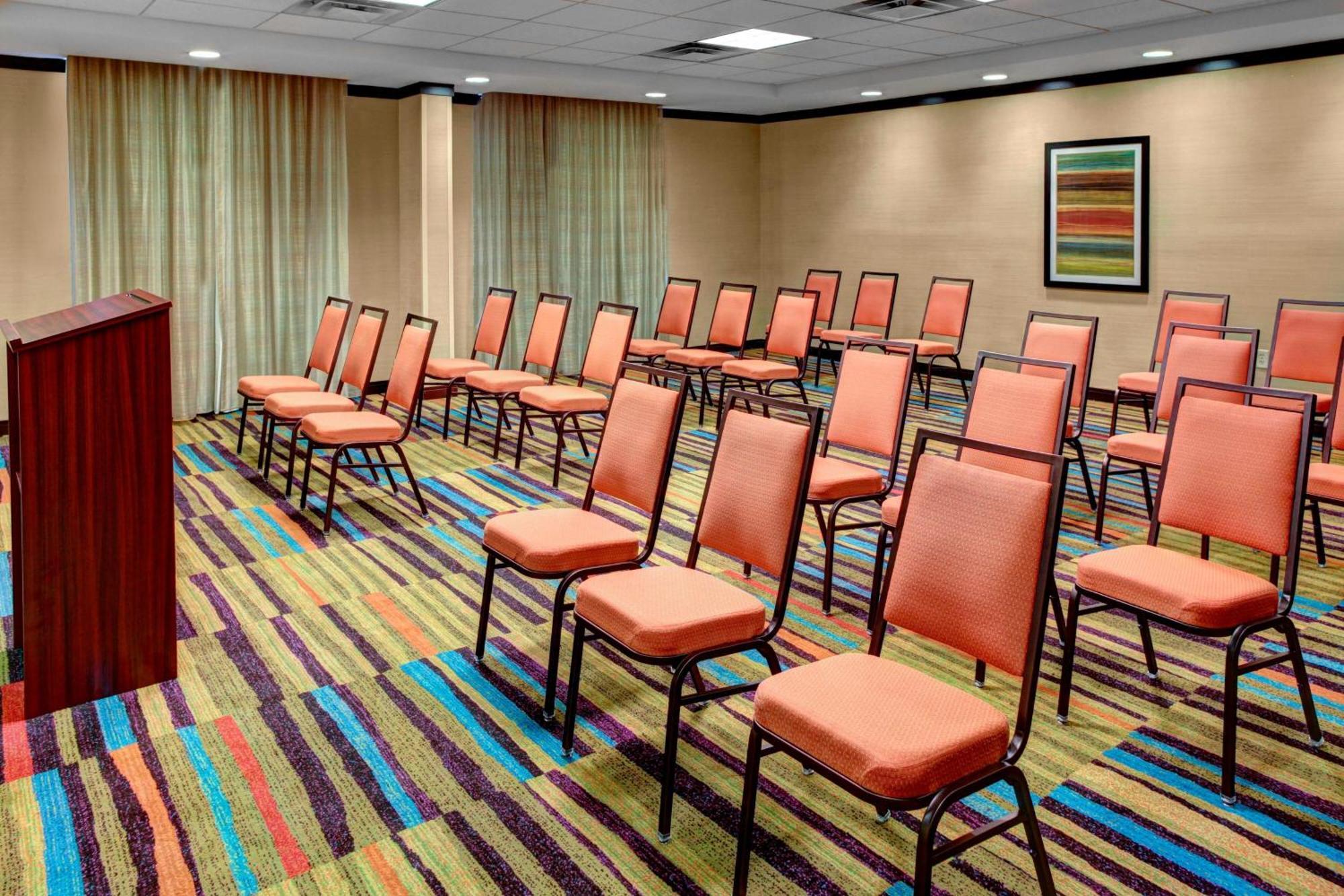 Fairfield Inn & Suites By Marriott Anniston Oxford Bagian luar foto